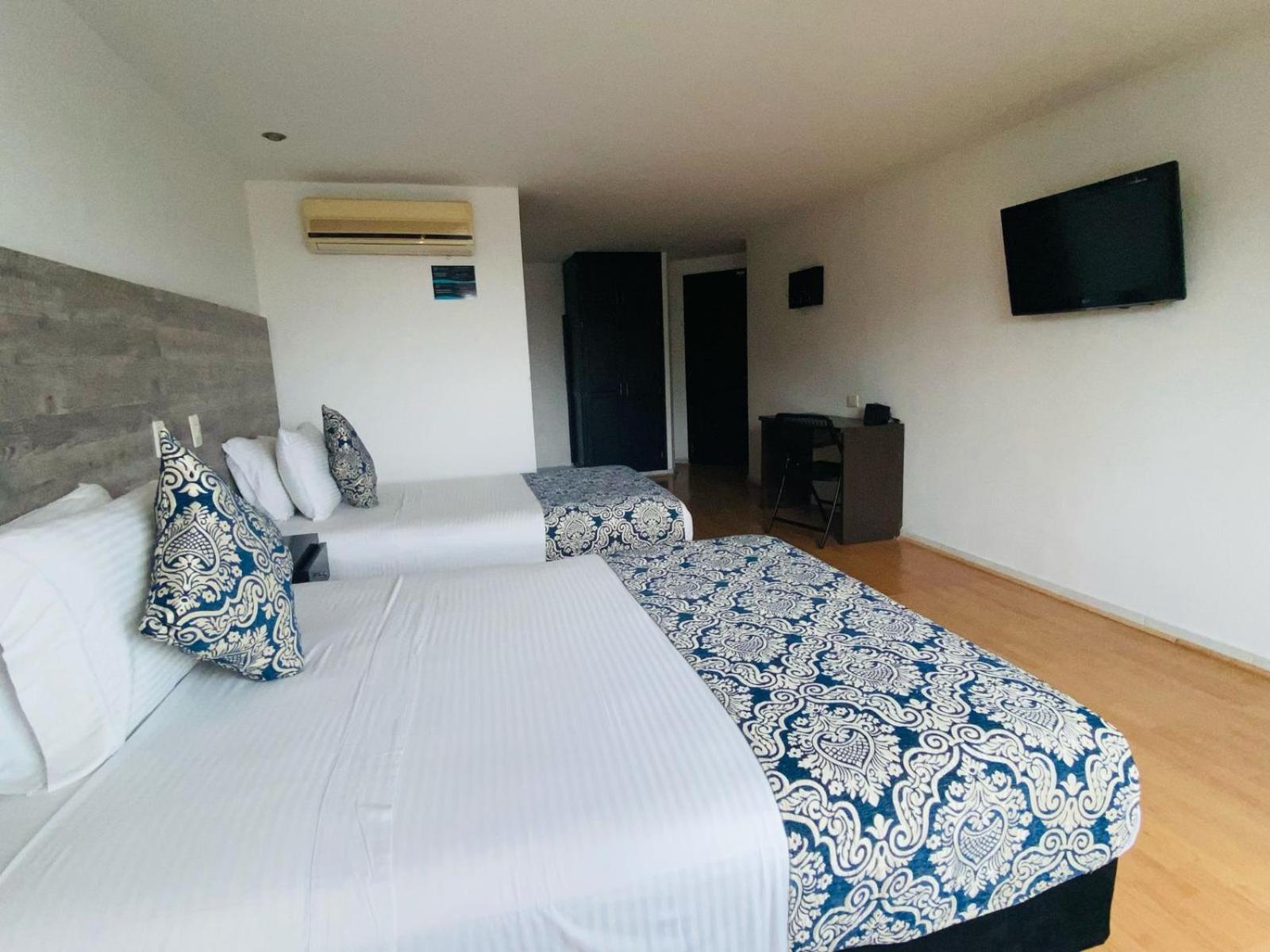Hotel Metropolis Plaza Кали Екстериор снимка