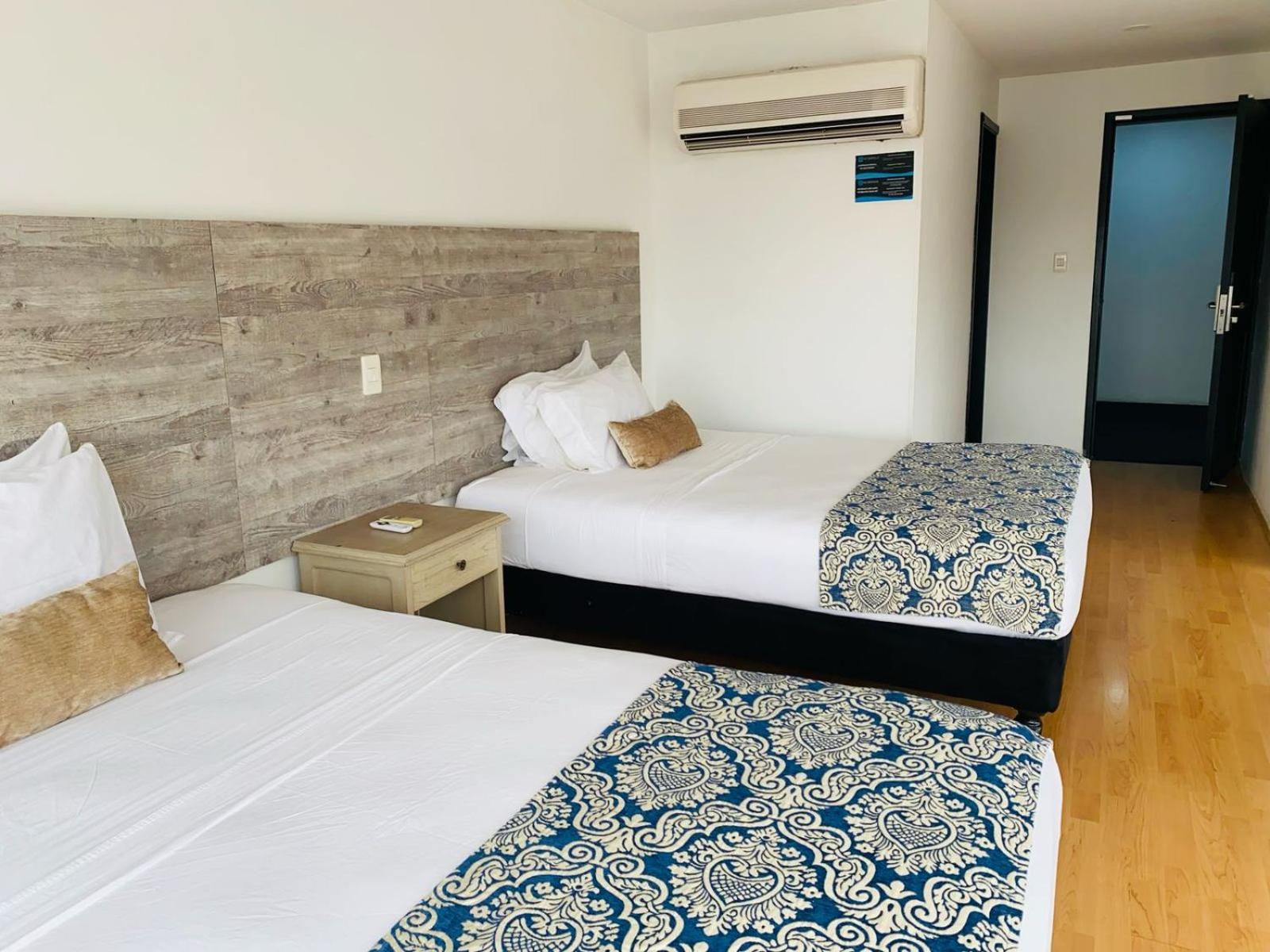 Hotel Metropolis Plaza Кали Екстериор снимка